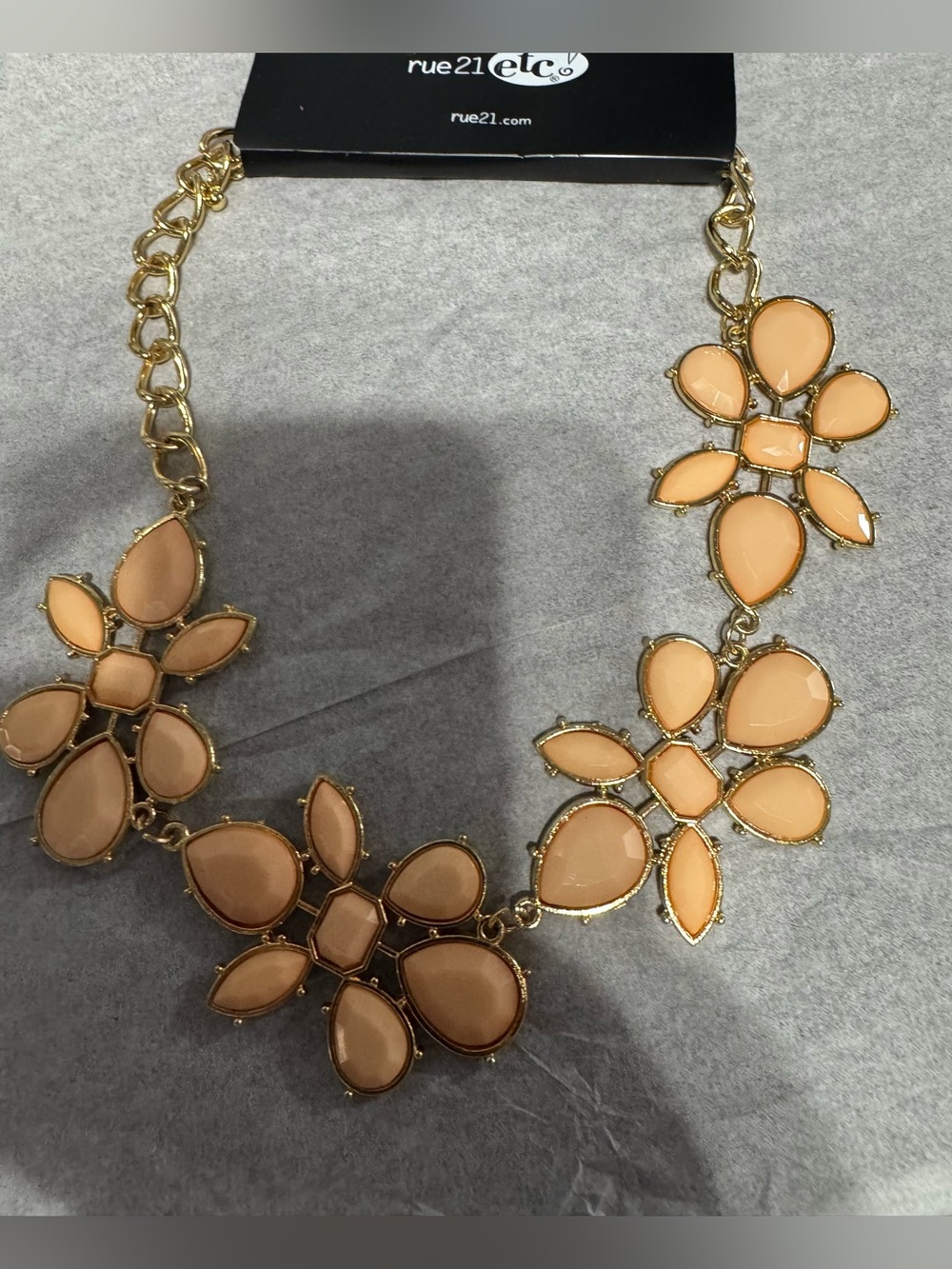 5/25 - Buy 5 for $25 Rue 21 Necklace